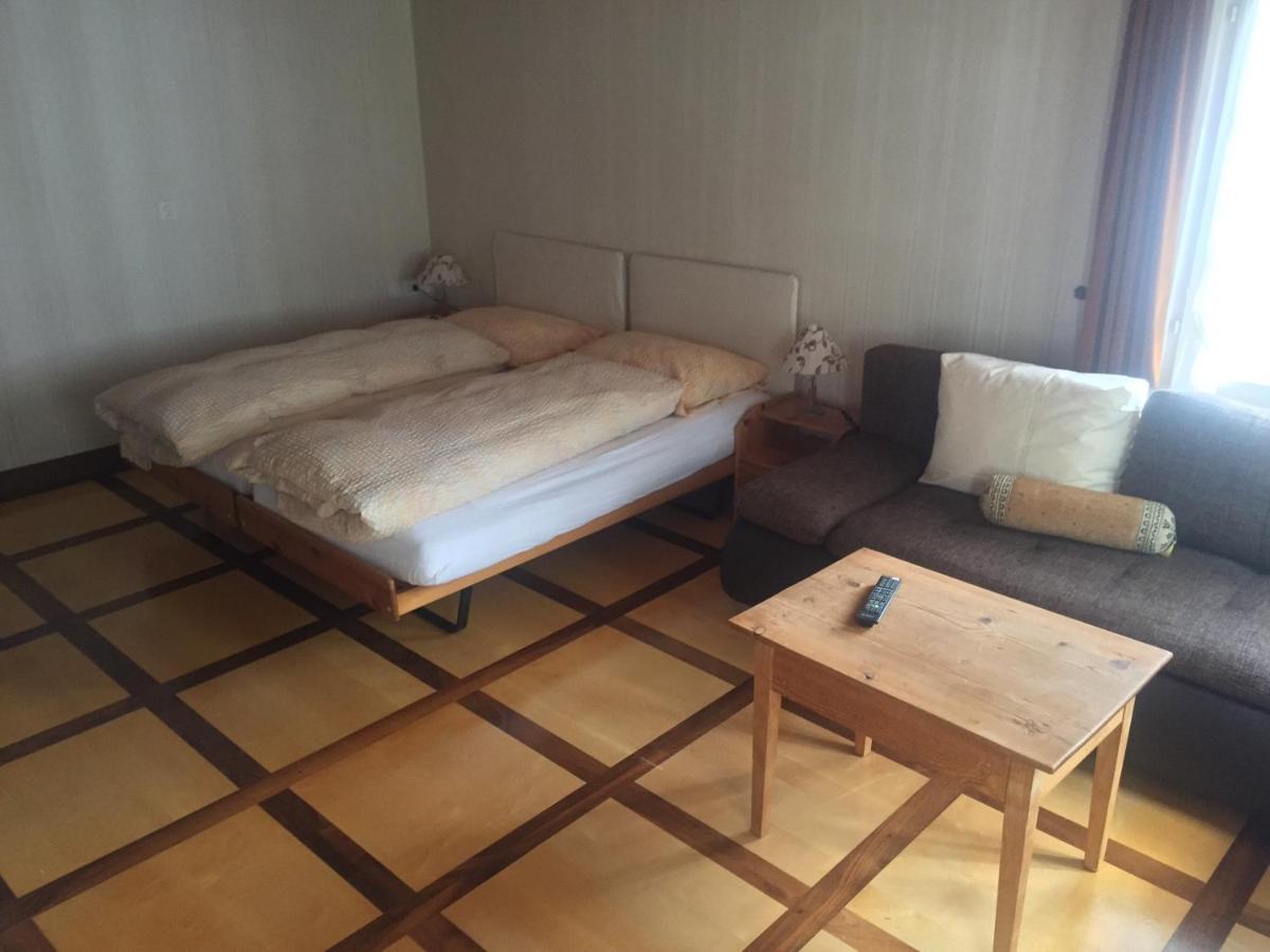Roessli Apartment 알프나슈타드 외부 사진
